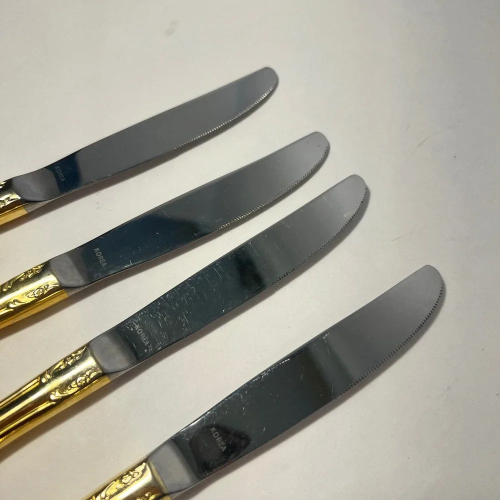 Rogers Bros 1847 Gold Reflection 4 Dinner Knives Gold Electroplate Stainless